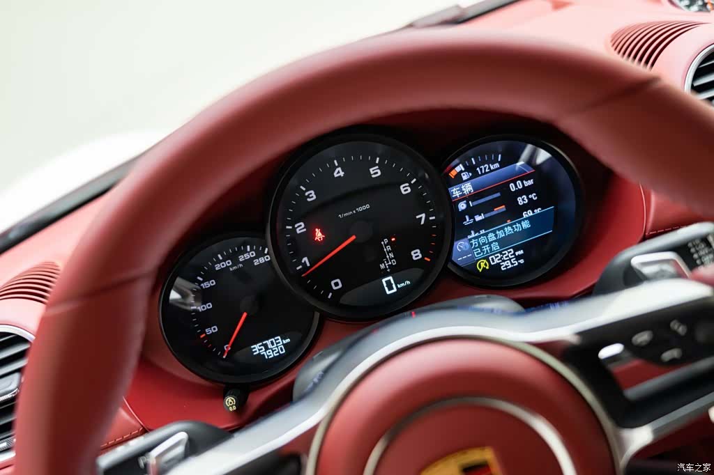 Porsche Cayman, 2019 15