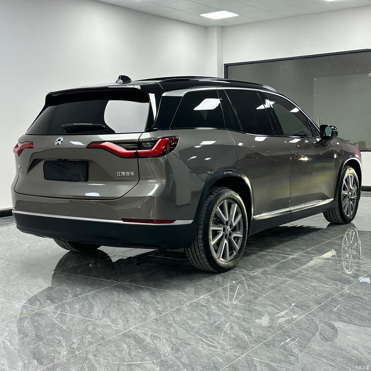 NIO ES8, 2021 28