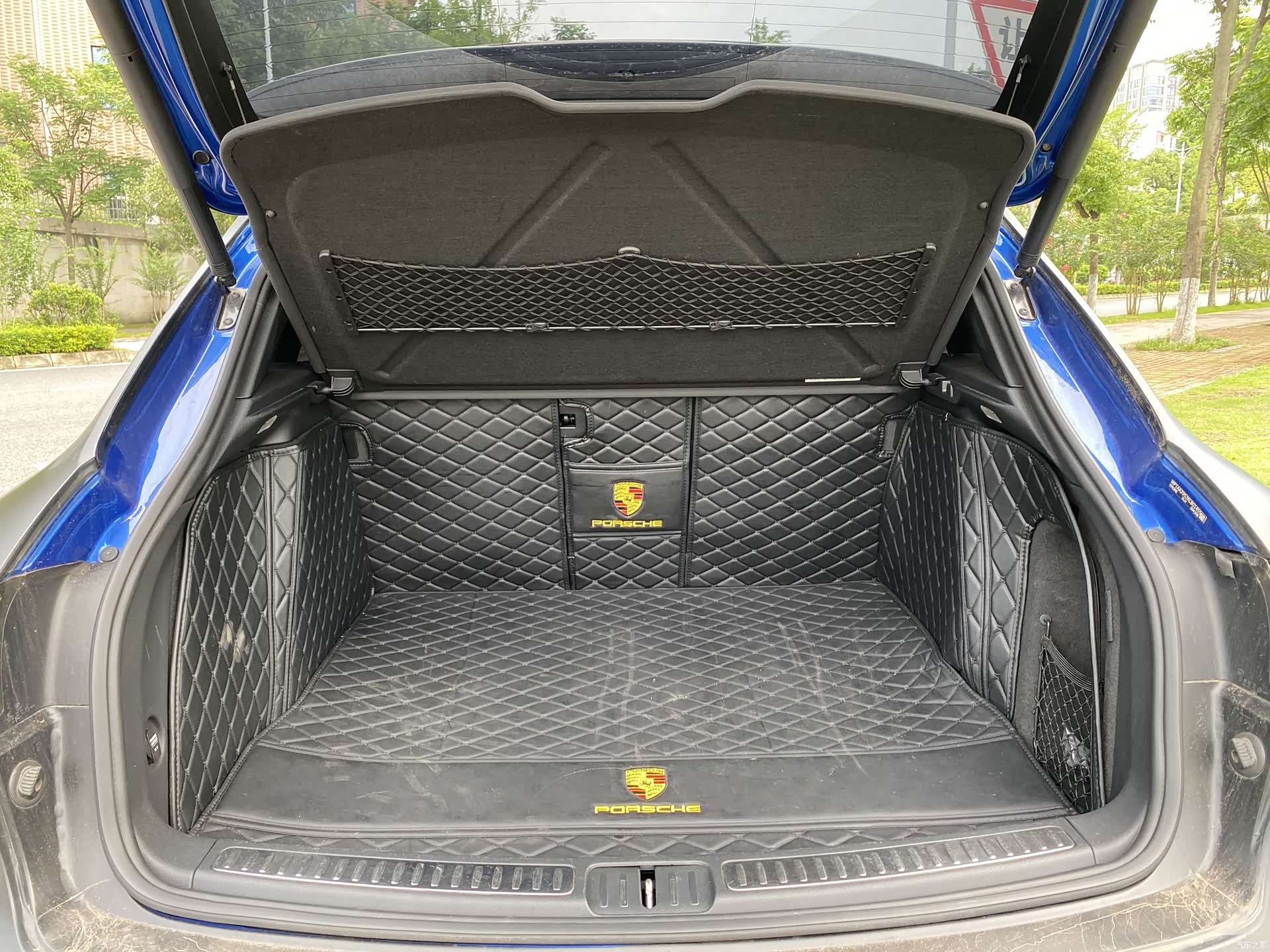 Porsche Macan, 2019 10