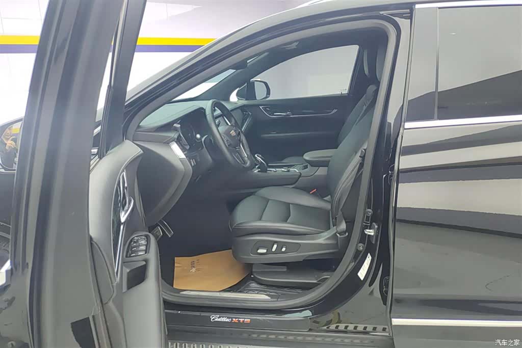 Cadillac XT5, 2020 9