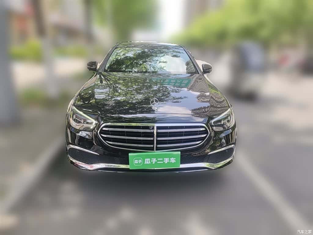 Mercedes-Benz E-Class, 2022 24