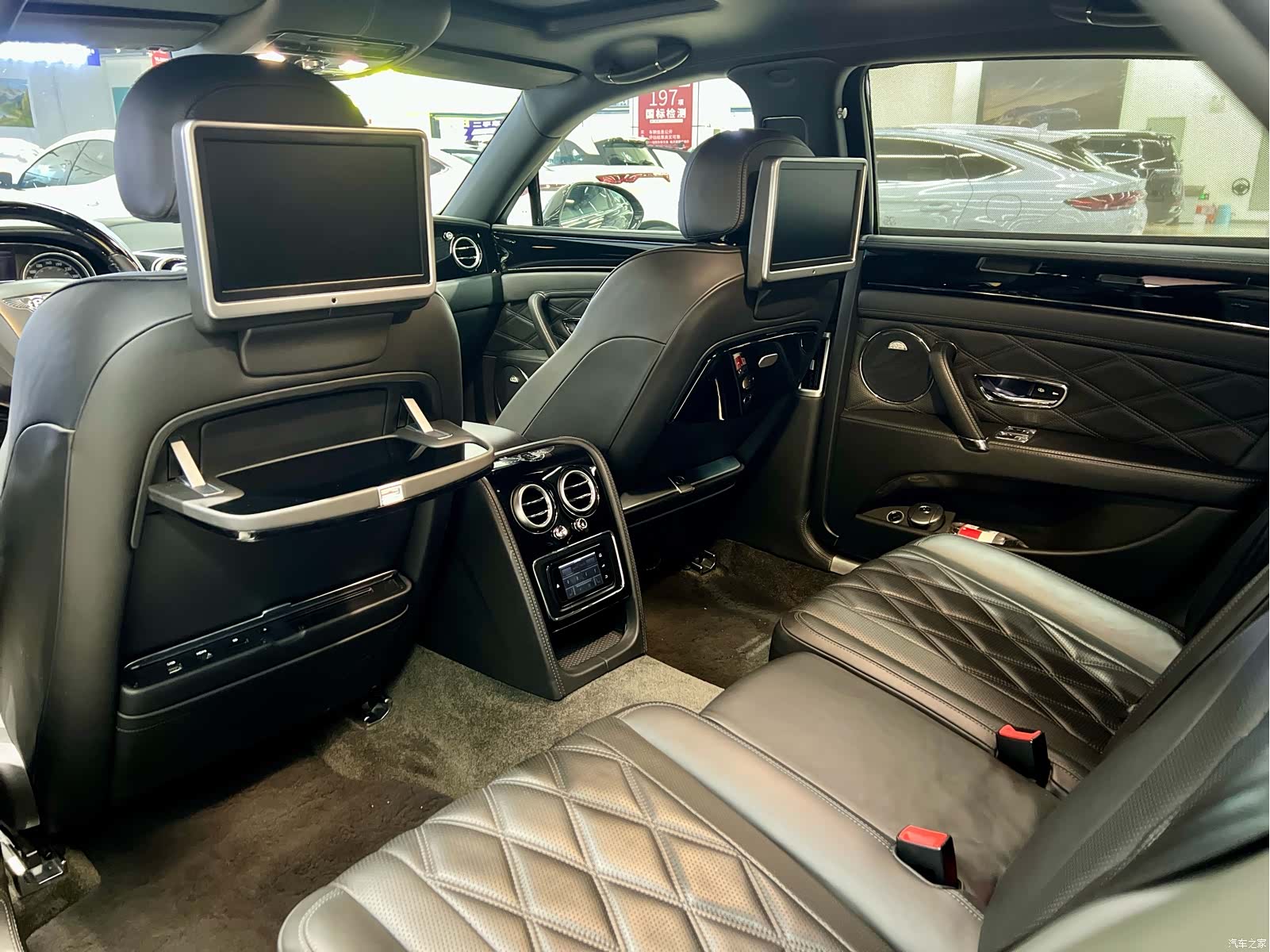 Bentley Flying Spur, 2014 17