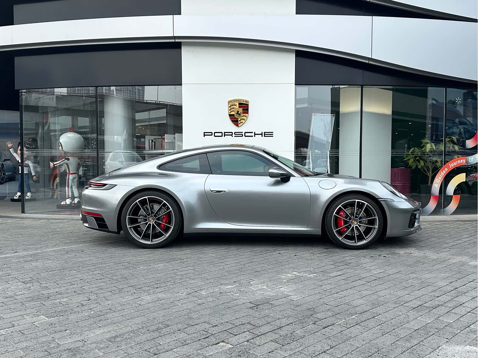 Porsche 911, 2023 2