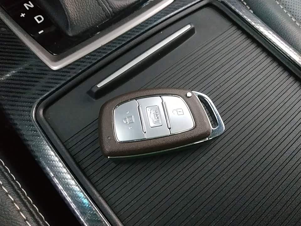 Hyundai Name picture