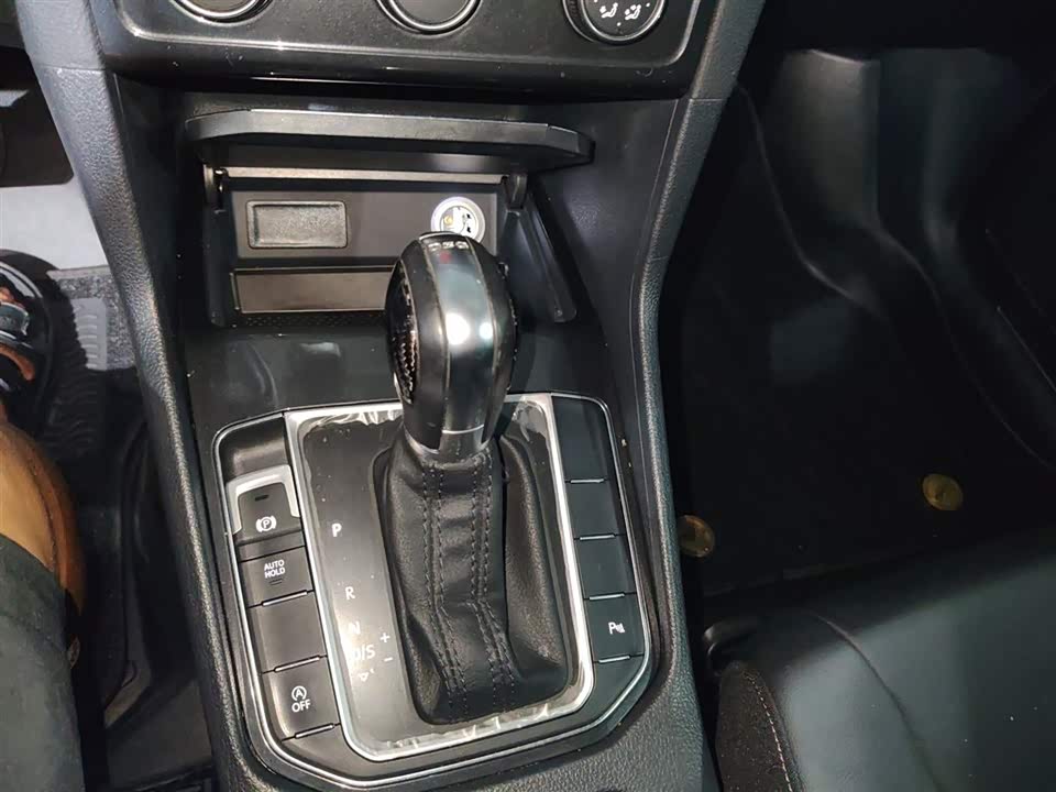 Volkswagen Golf*Jiayu