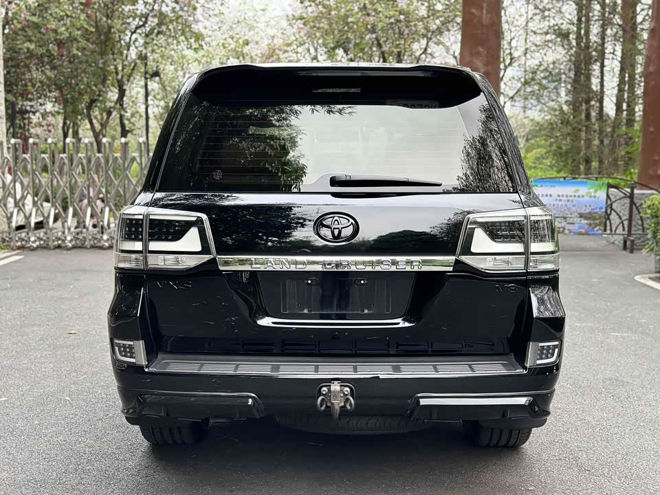 Toyota Land Cruiser Toyota Land Cruiser