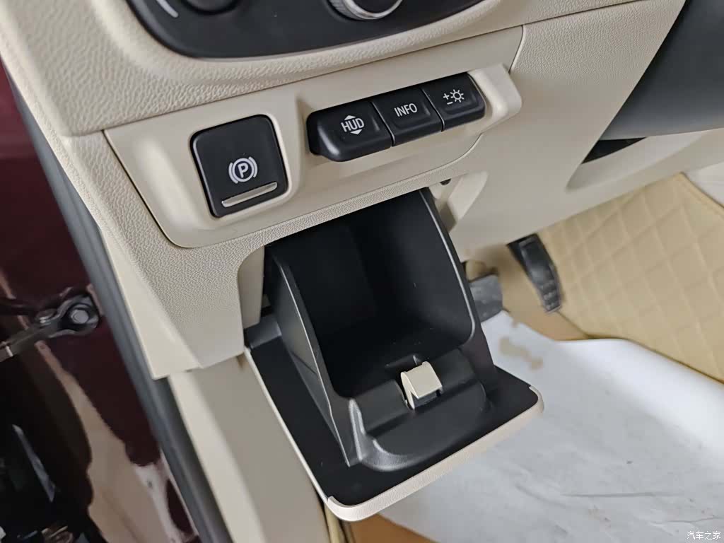 Buick Enclave, 2020 10