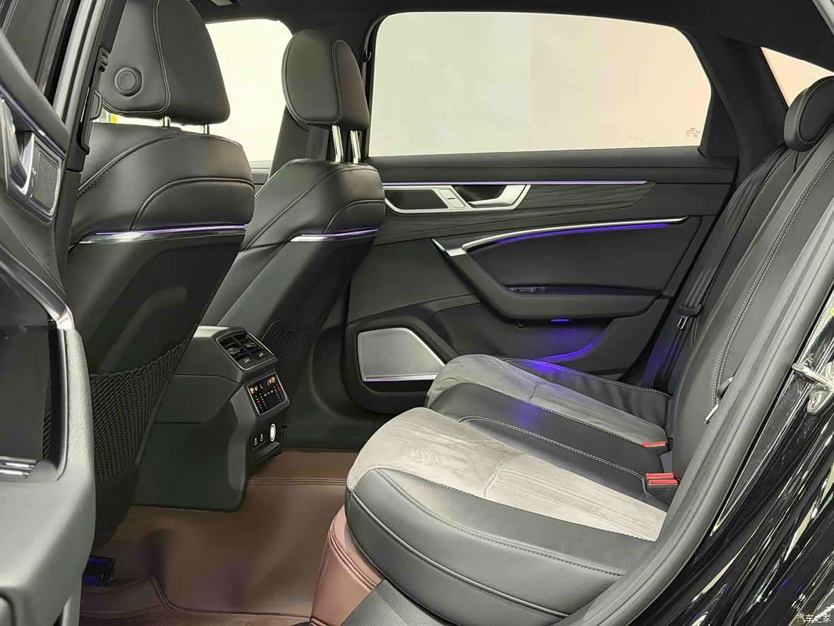 Audi A6L, 2024 10