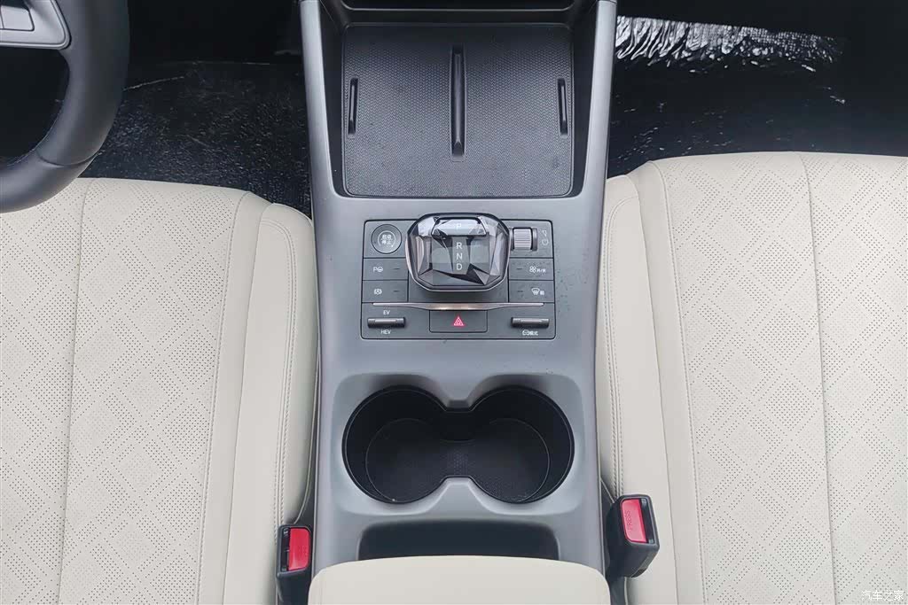 BYD Qin, 2025 16