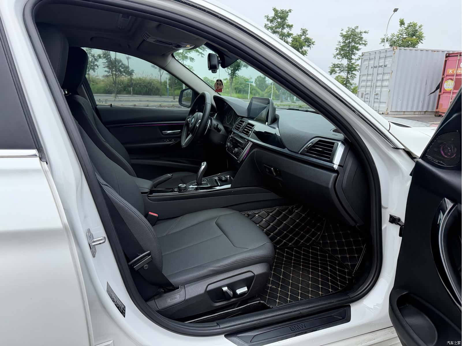 BMW 3 Series, 2016 13