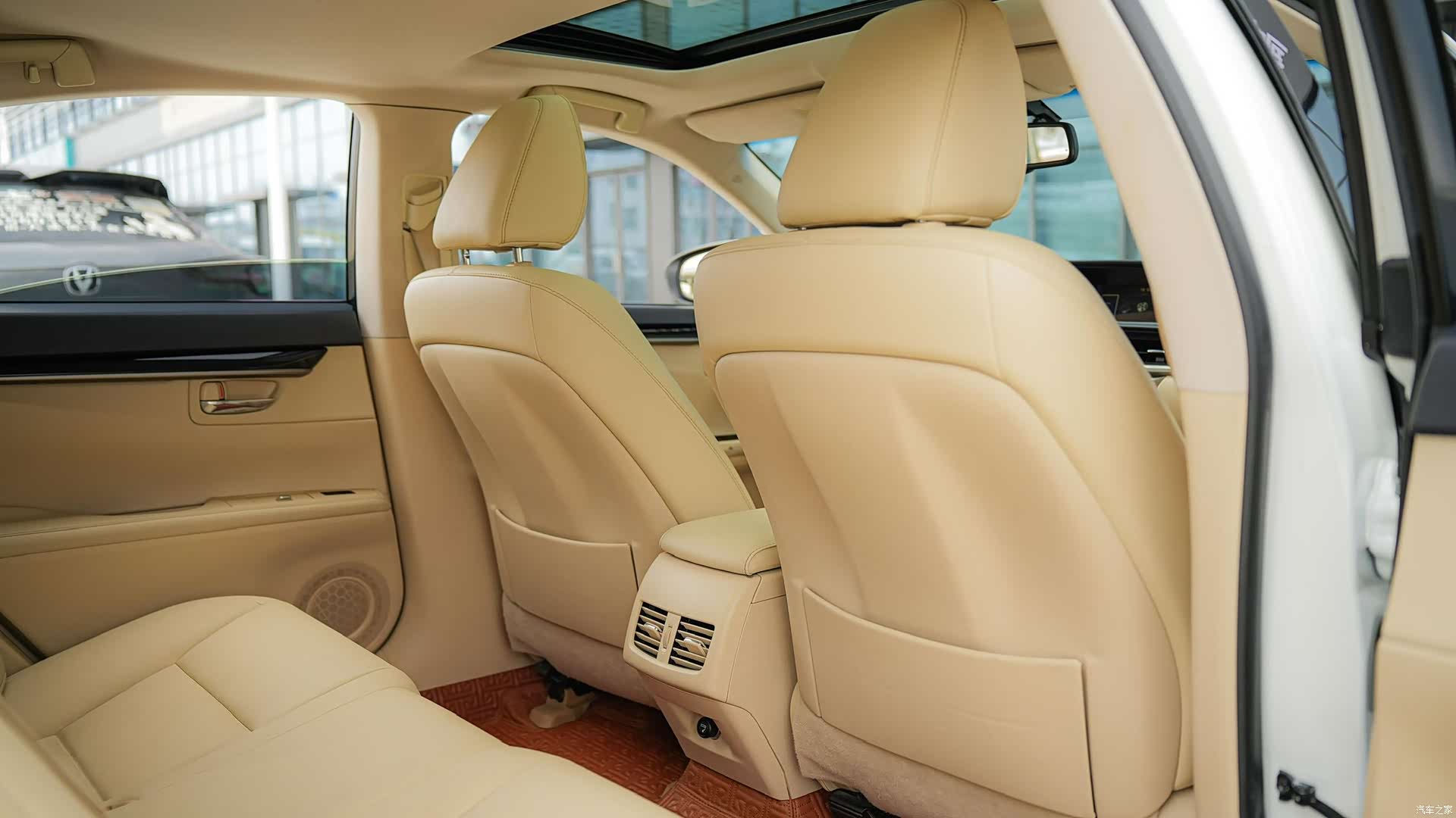 Lexus ES, 2013 13