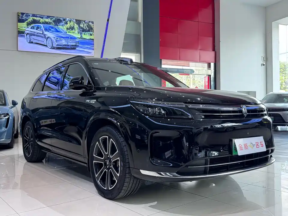 AITO Ask the world M7