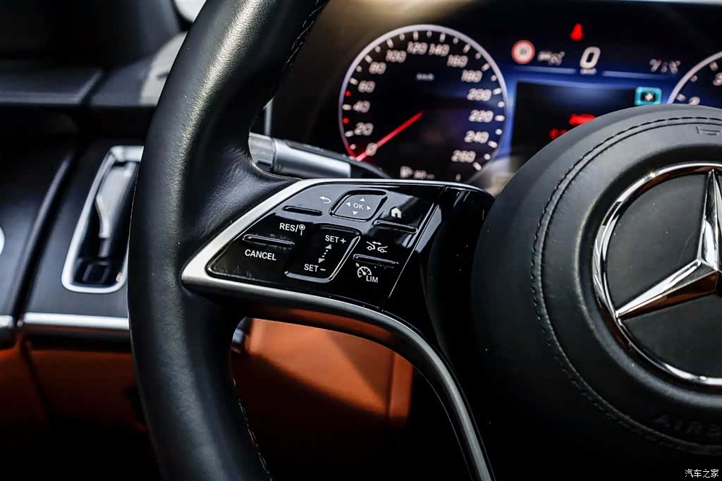 Mercedes-Benz S-Class, 2023 27