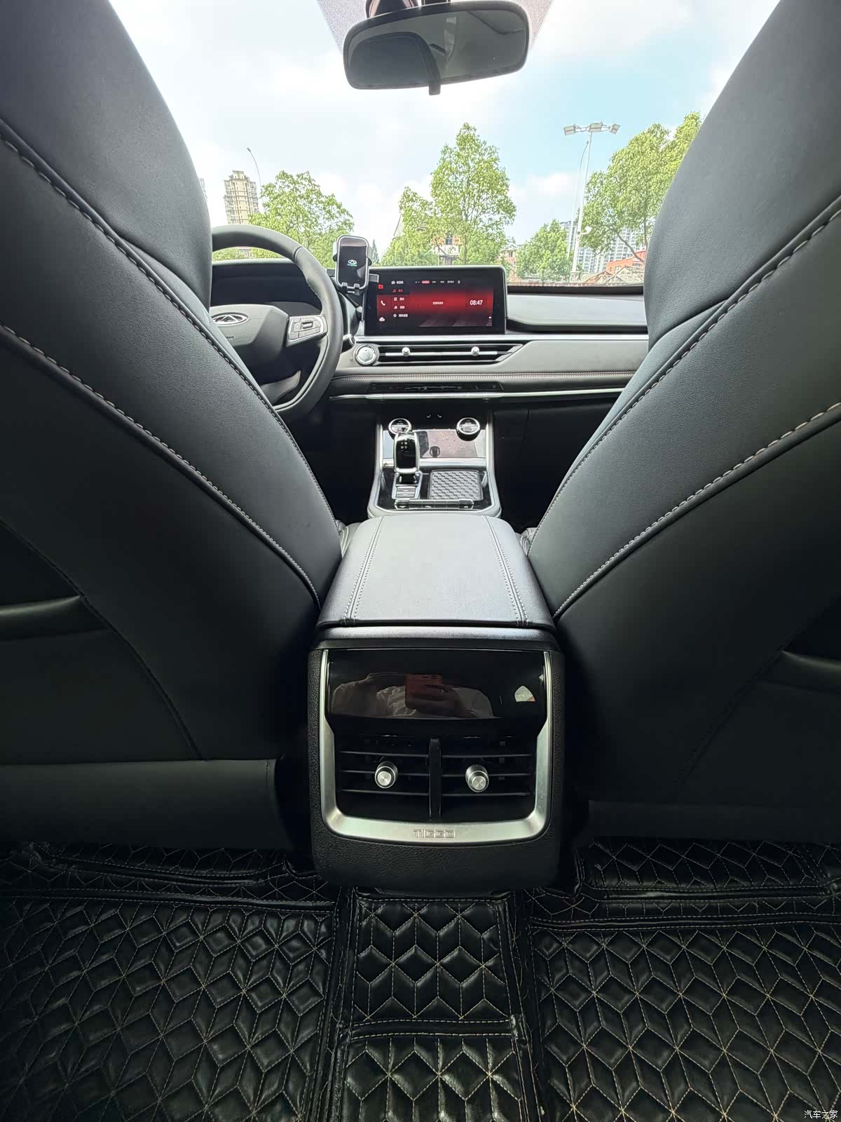 Chery Tiggo 8, 2025 14