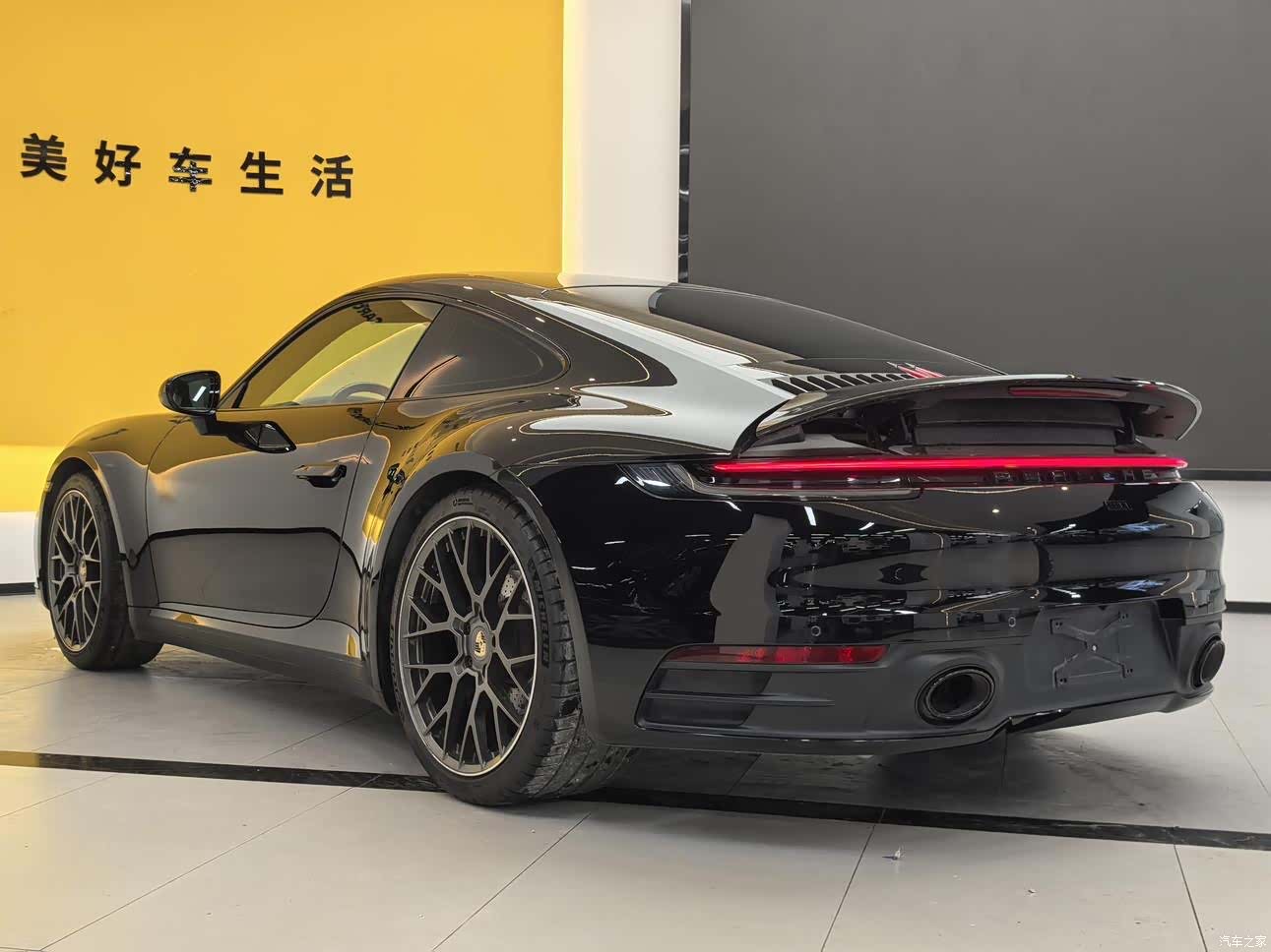 Porsche 911, 2023 6