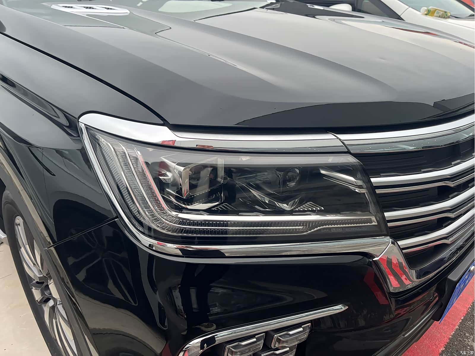 Roewe RX8, 2021 3