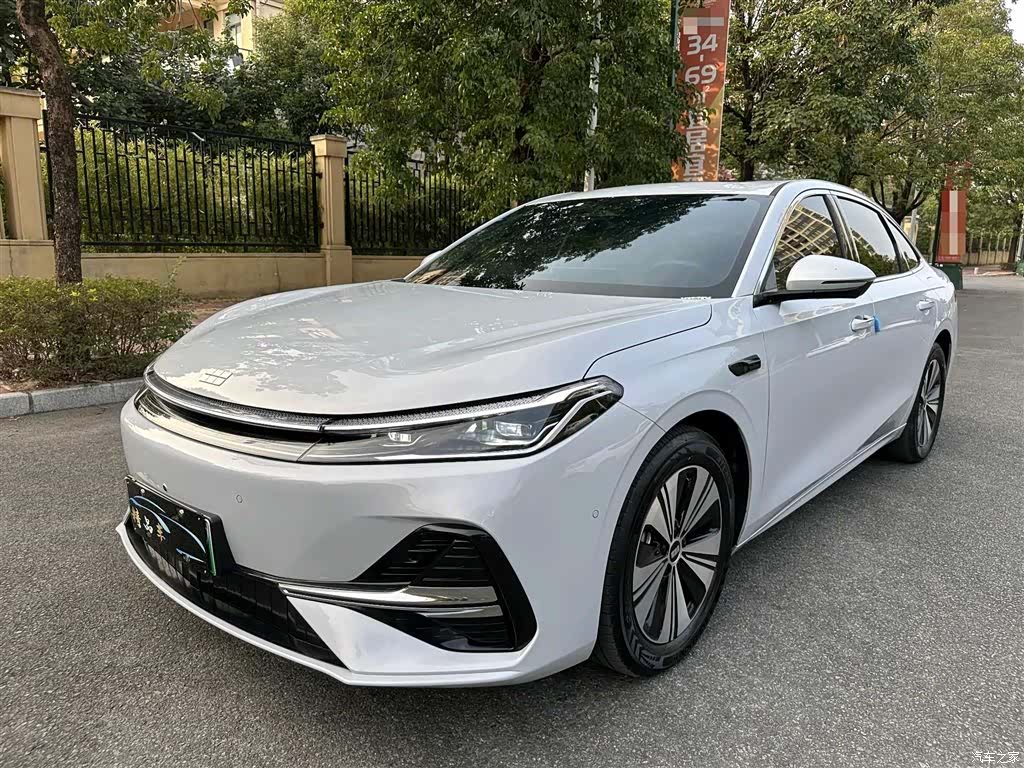 Geely A7, 2025 1
