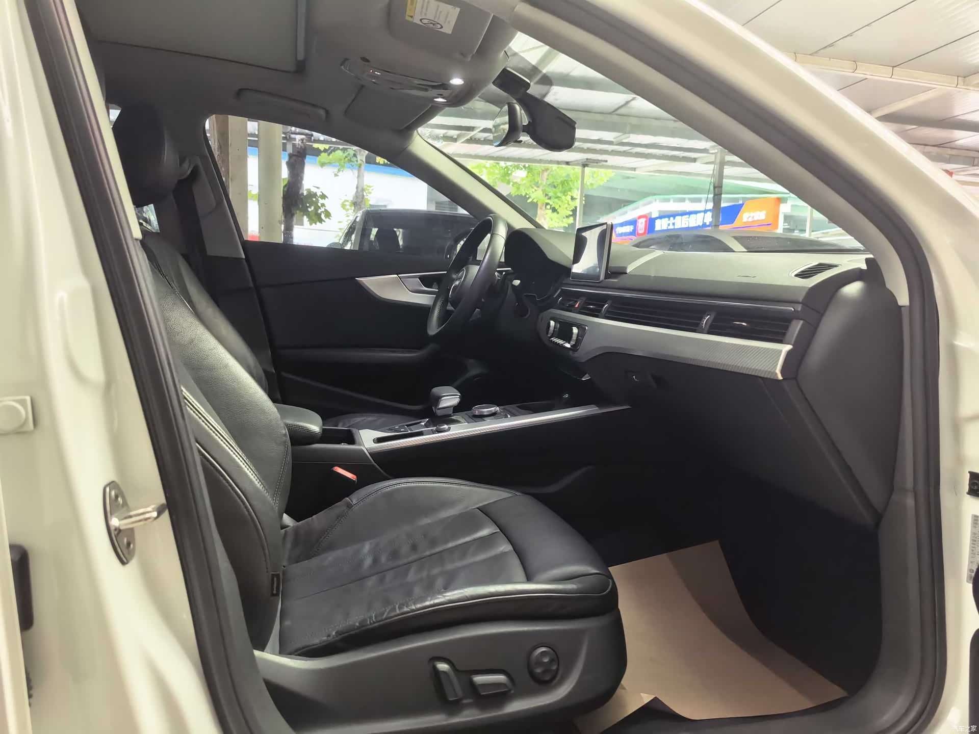 Audi A4L, 2017 4