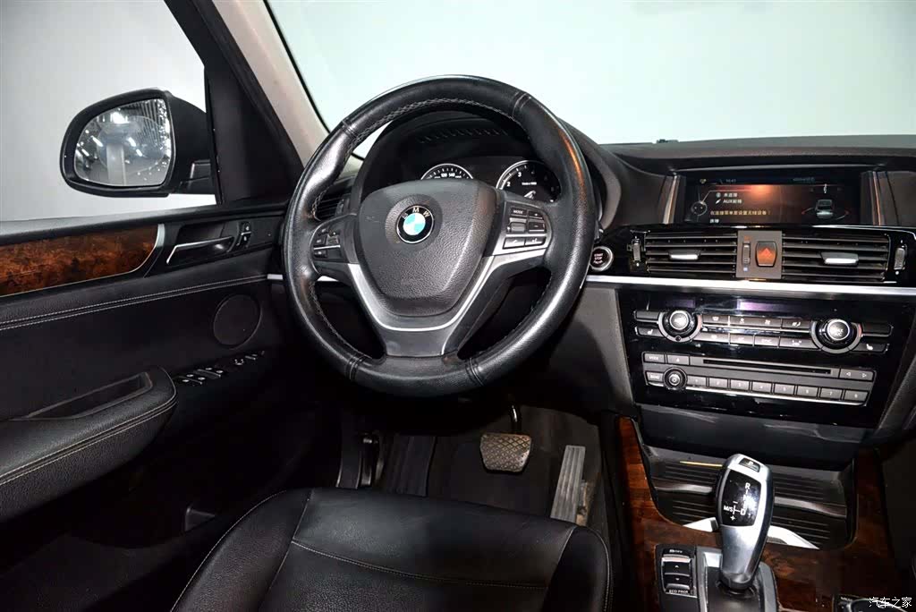 BMW X3, 2016 11