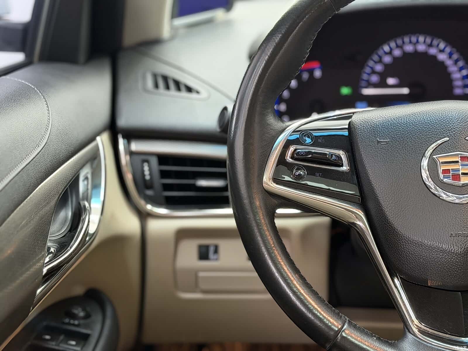 Cadillac ATS-L, 2016 10