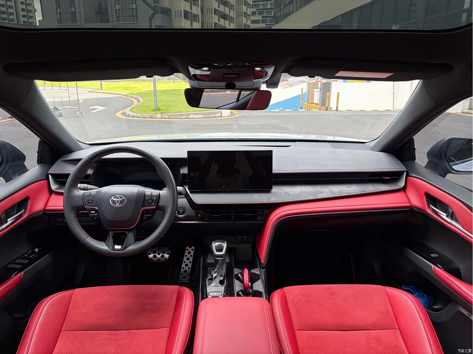 Toyota Camry, 2024 13