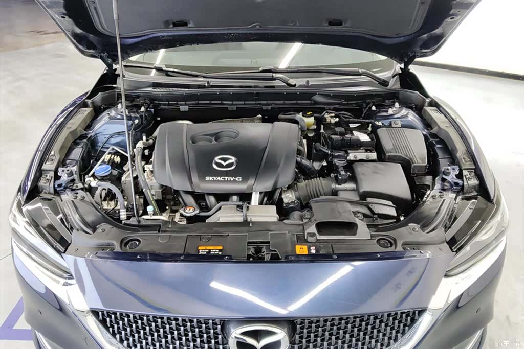 Mazda Atenza, 2022 10