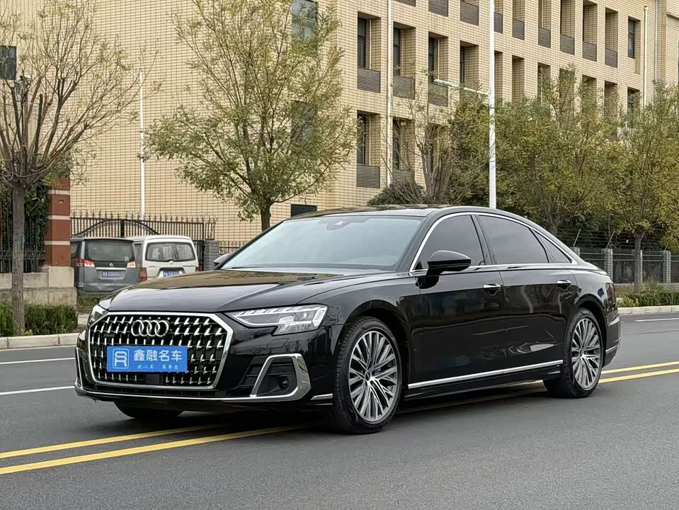 Audi A8