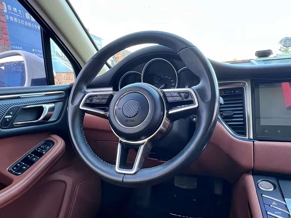 Zotye SR9