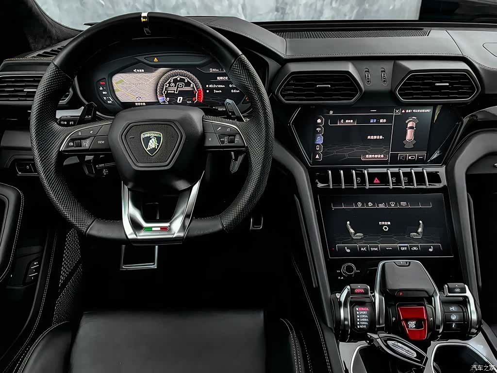 Lamborghini Urus, 2020 11