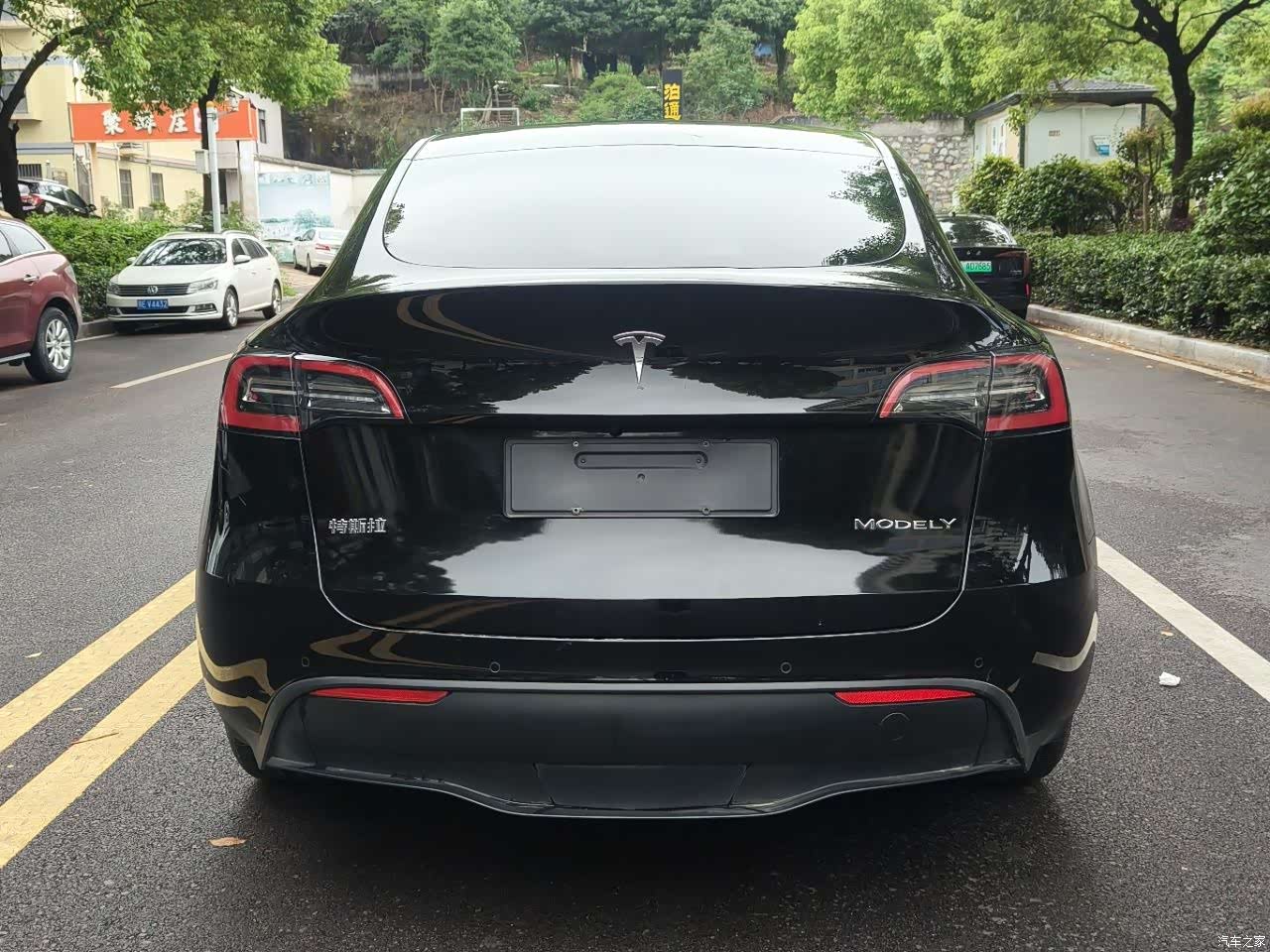 Tesla Model Y, 2022 8