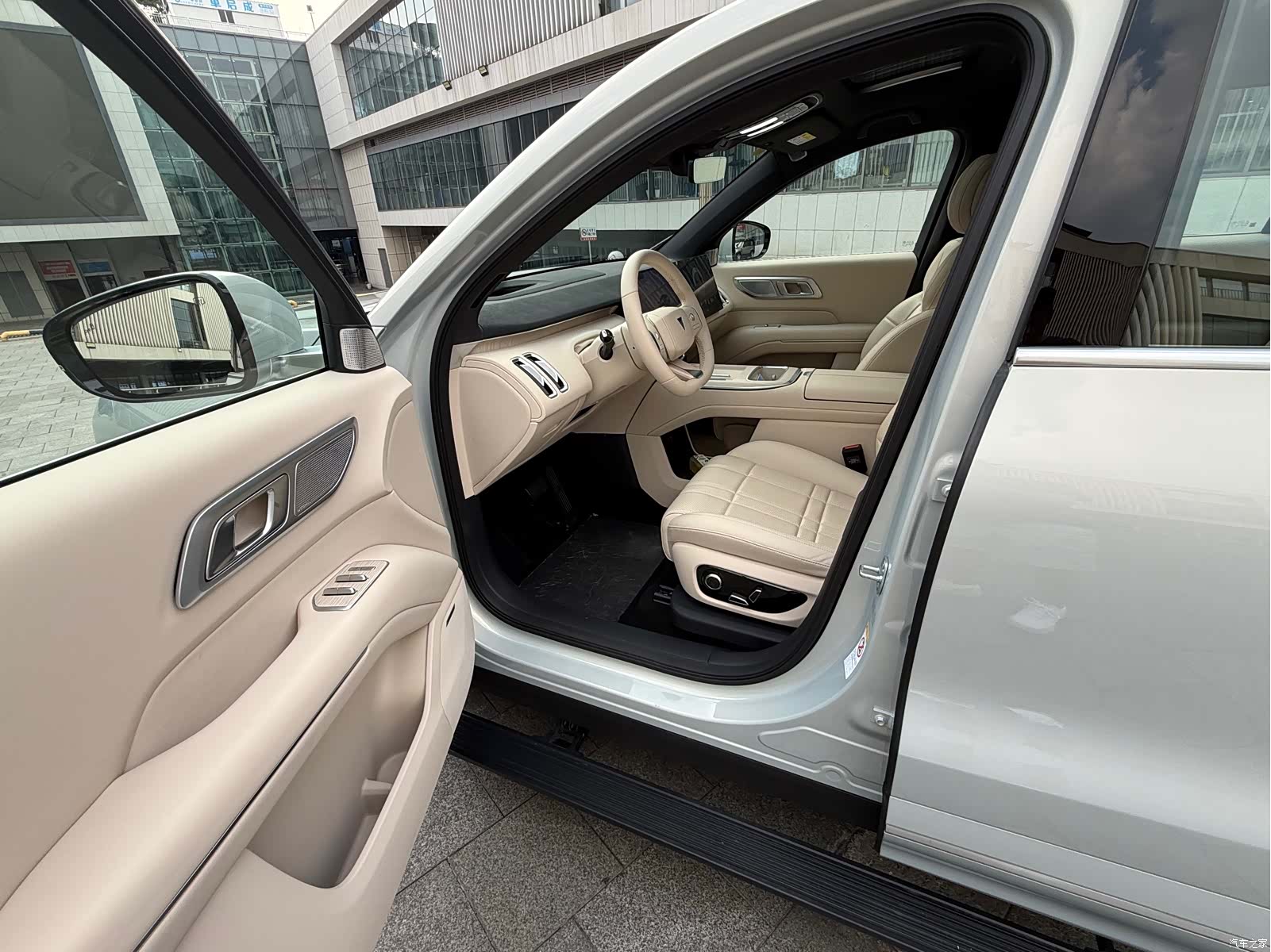 Deepal S09, 2025 16