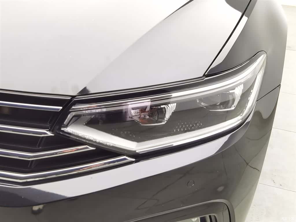 Volkswagen Magotan, 2021 7