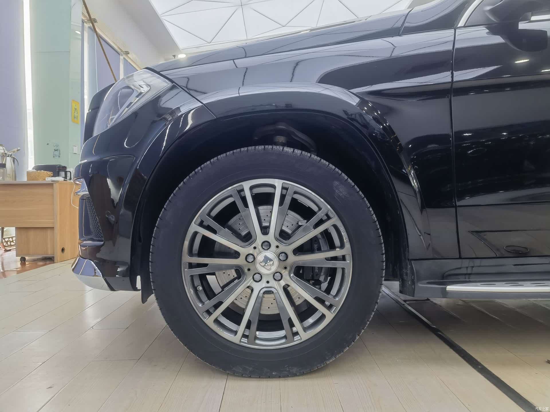 Brabus GR-Class, 2016 12