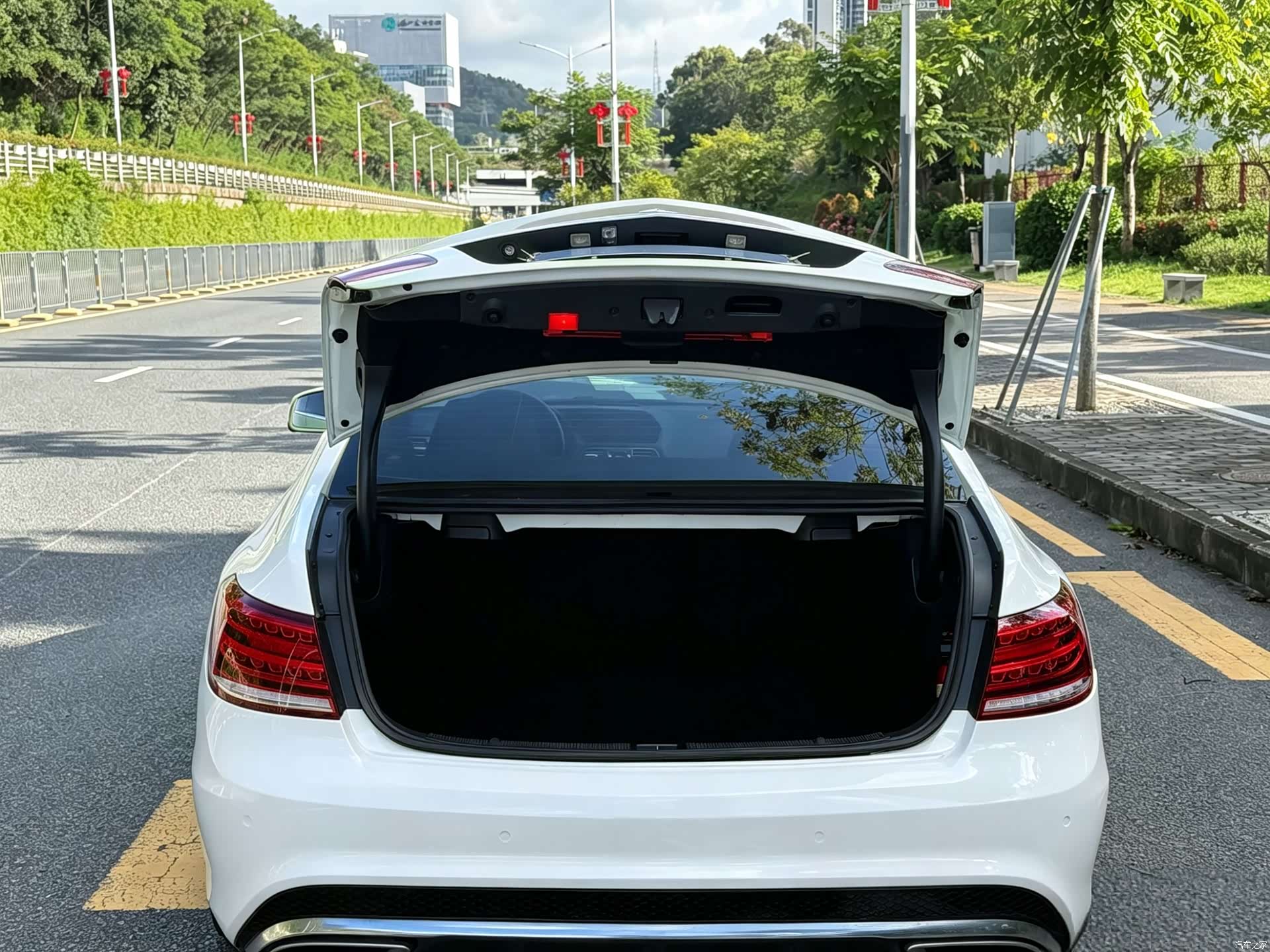Mercedes-Benz E-Class, 2017 8