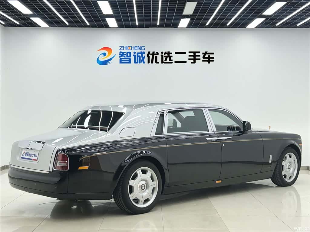 Rolls-Royce Phantom, 2014 25