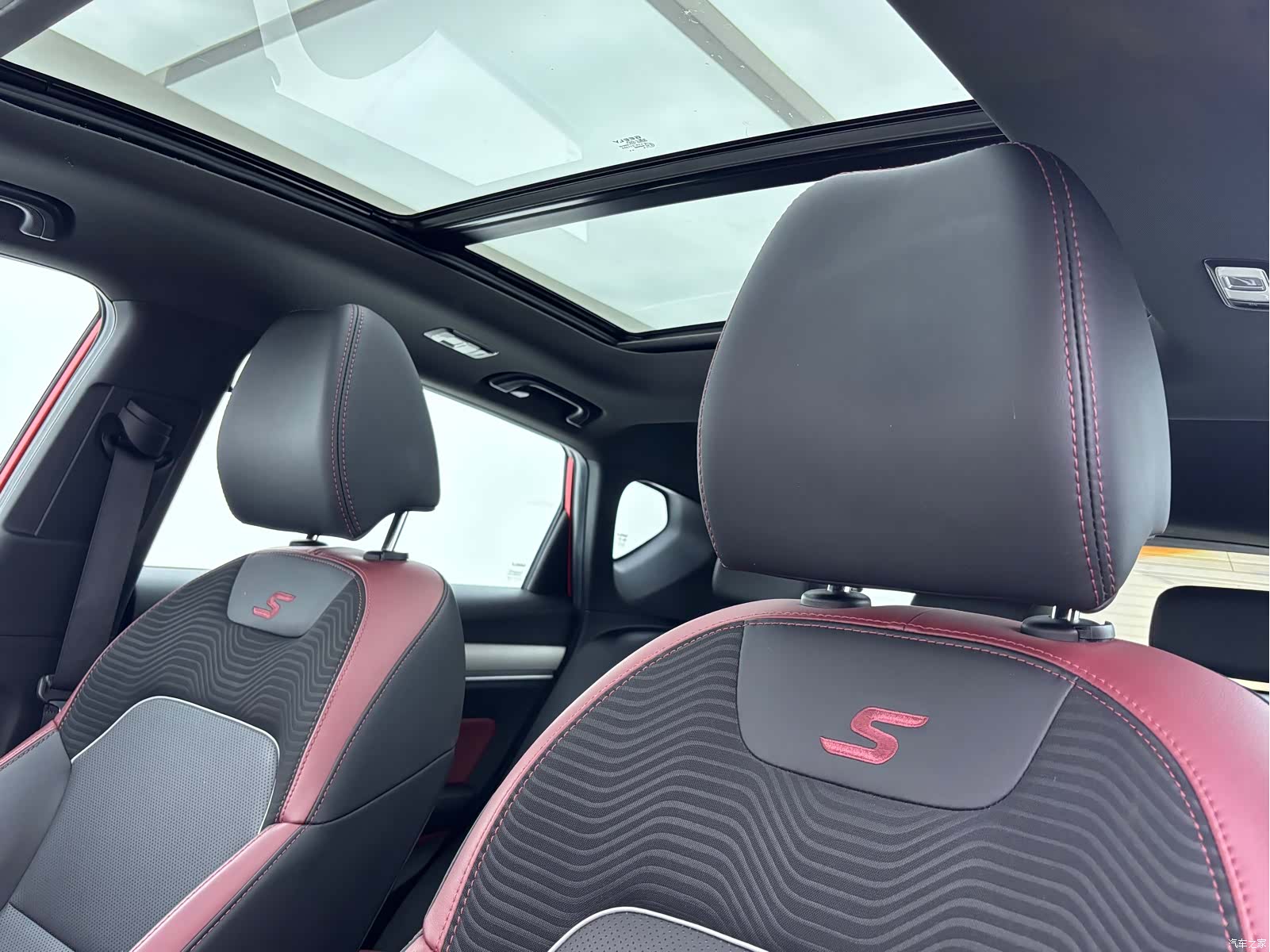Geely Coolray, 2021 16