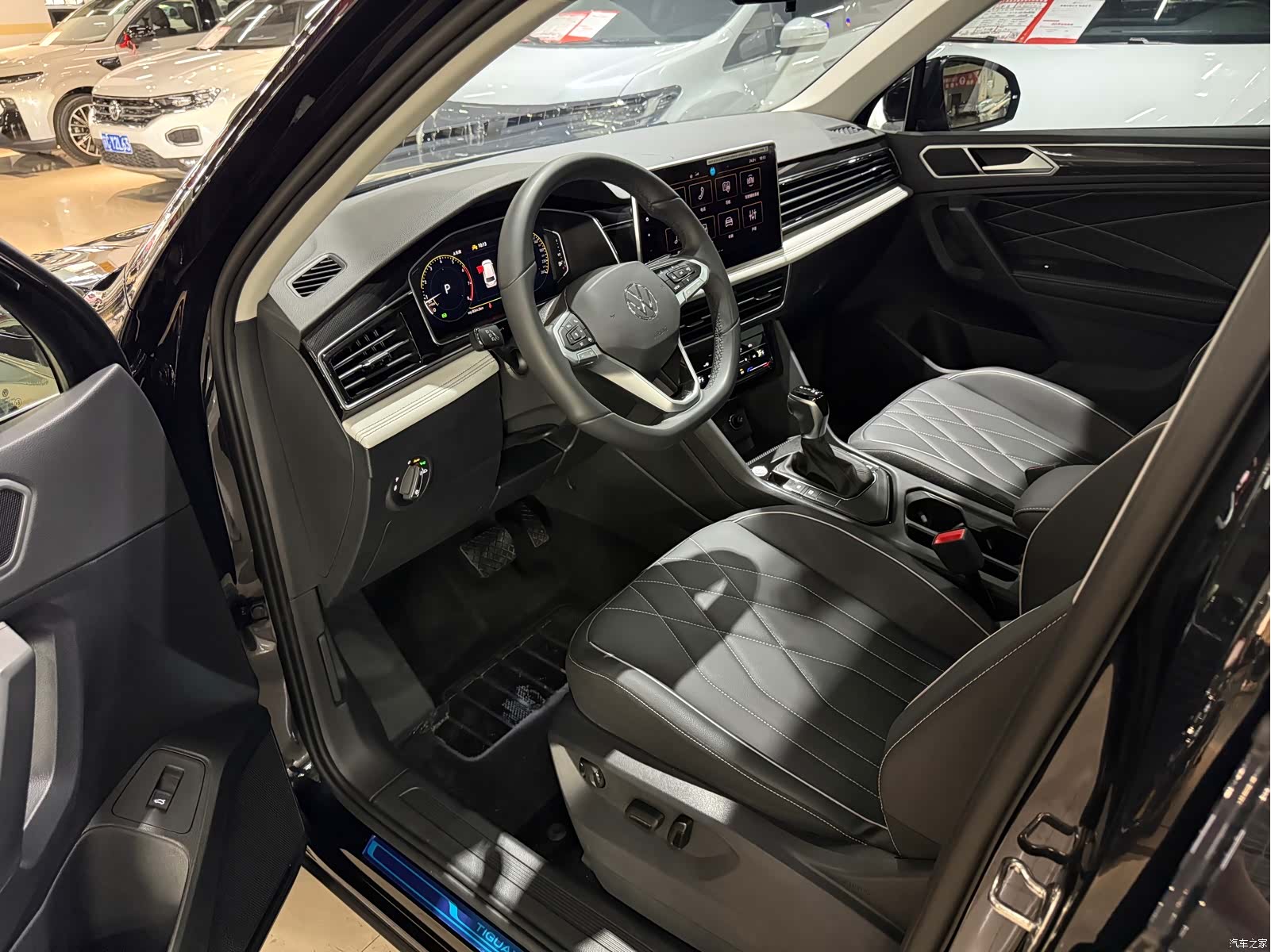 Volkswagen Tiguan L, 2025 все фото