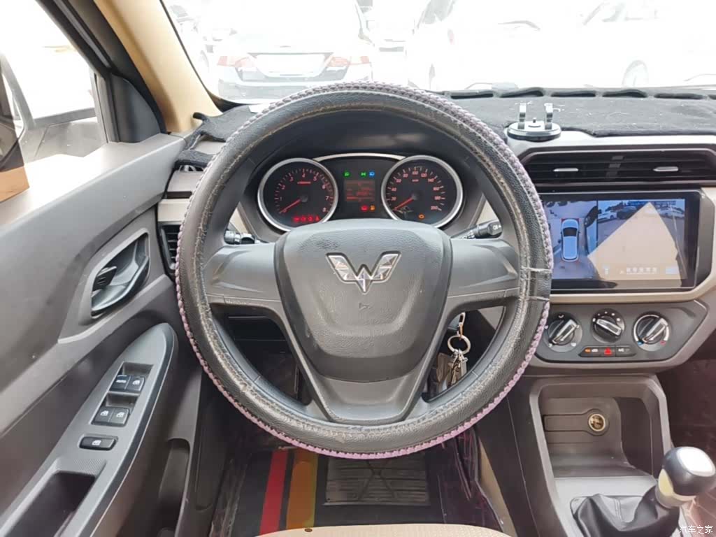 Wuling Hongguang, 2018 11