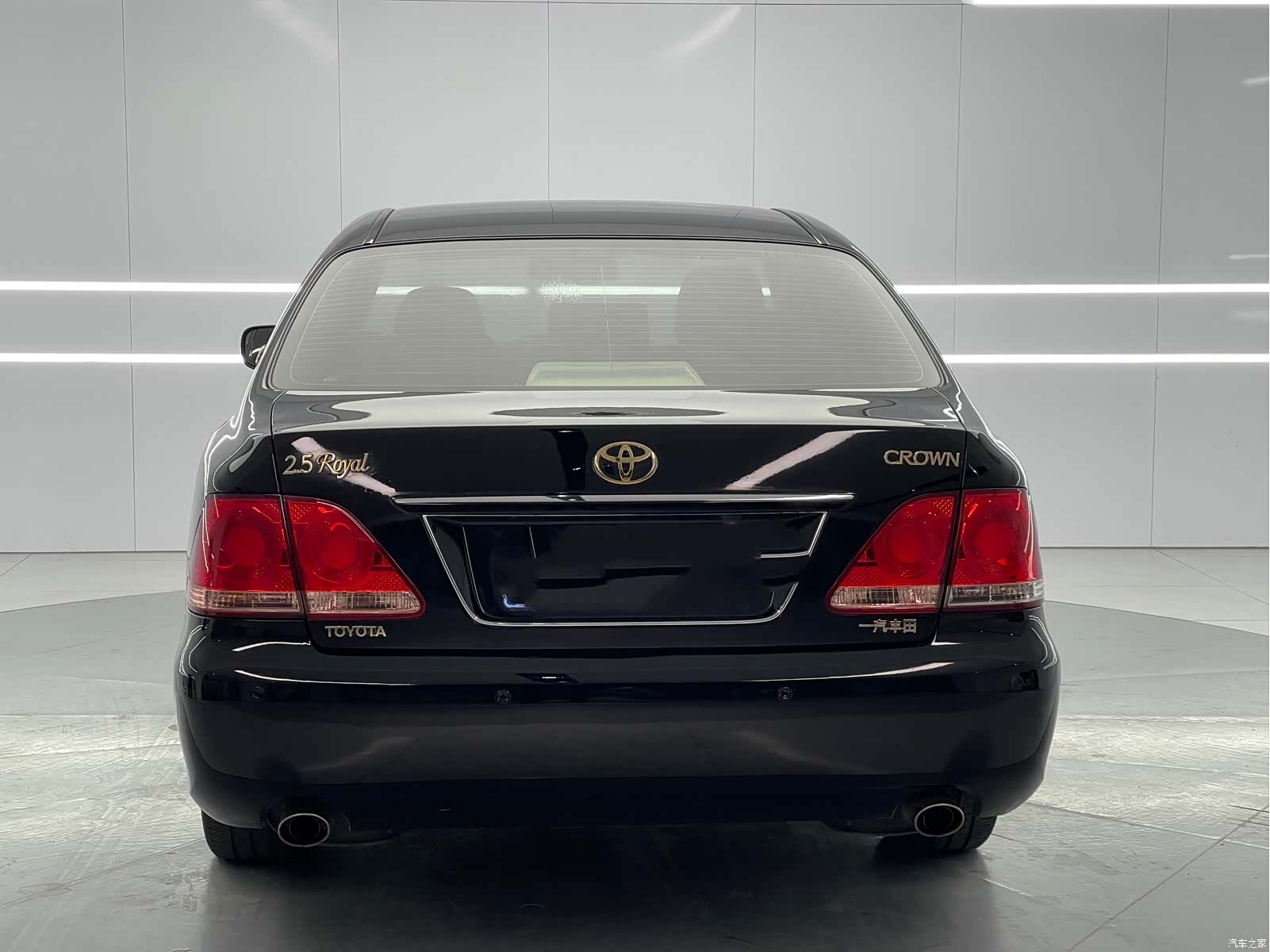 Toyota Crown, 2008 4