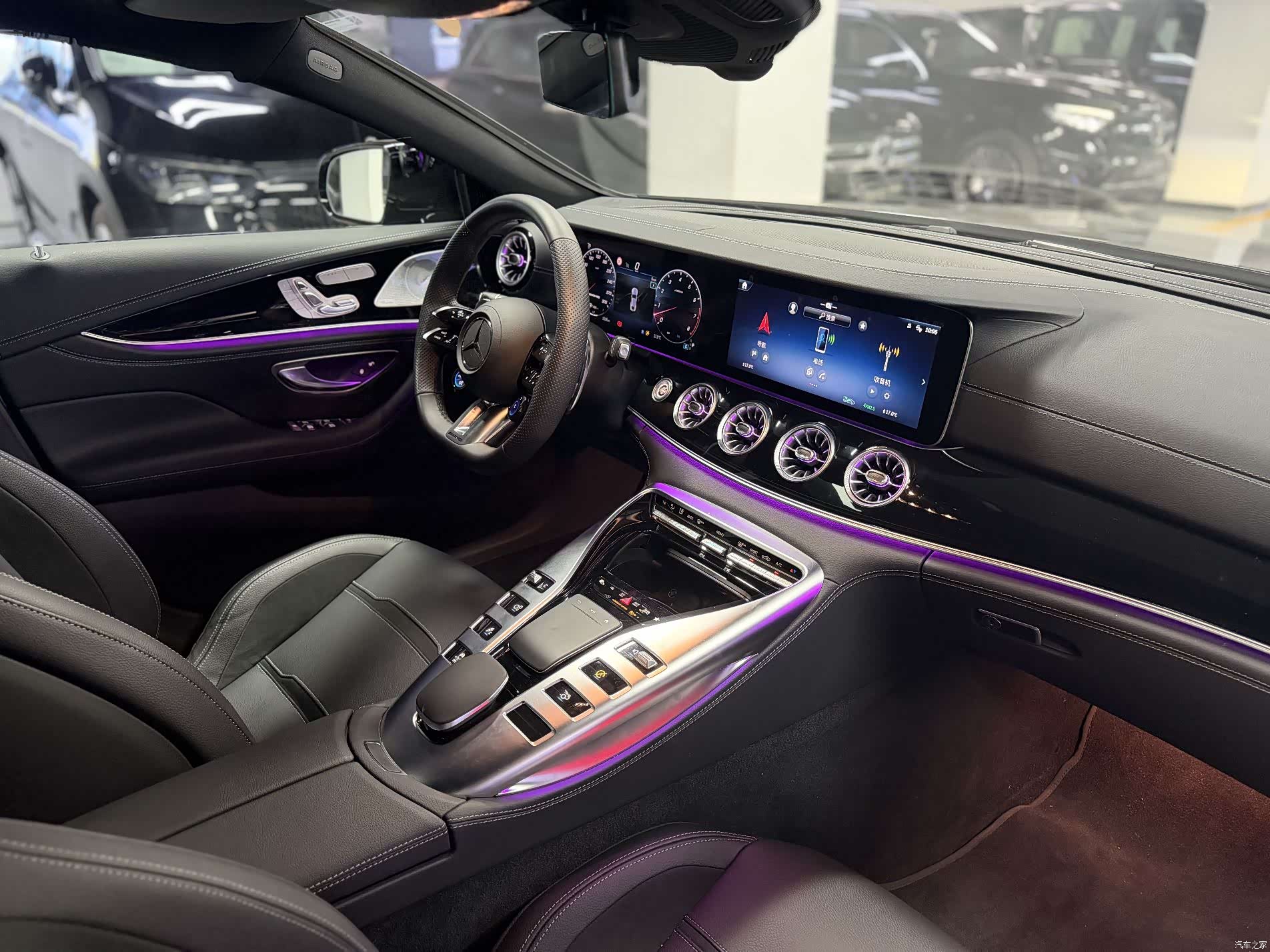 MG AMG, 2025 11