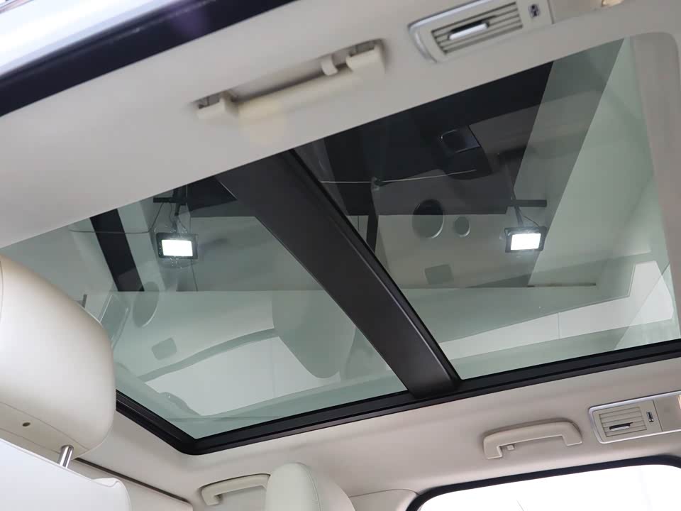 Land Rover Range Rover Sport Land Rover Range Rover Sport