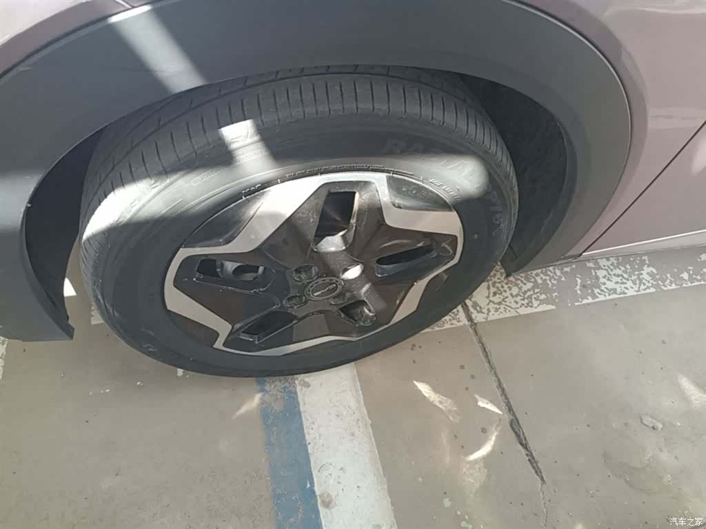 BYD Dolphin, 2022 22