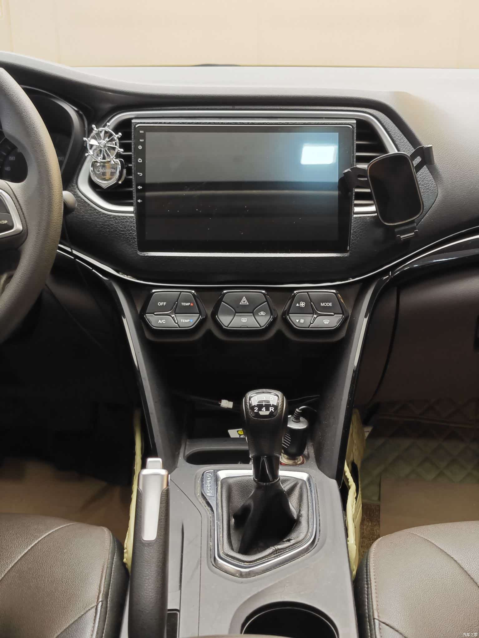 GAC GS4, 2015 18