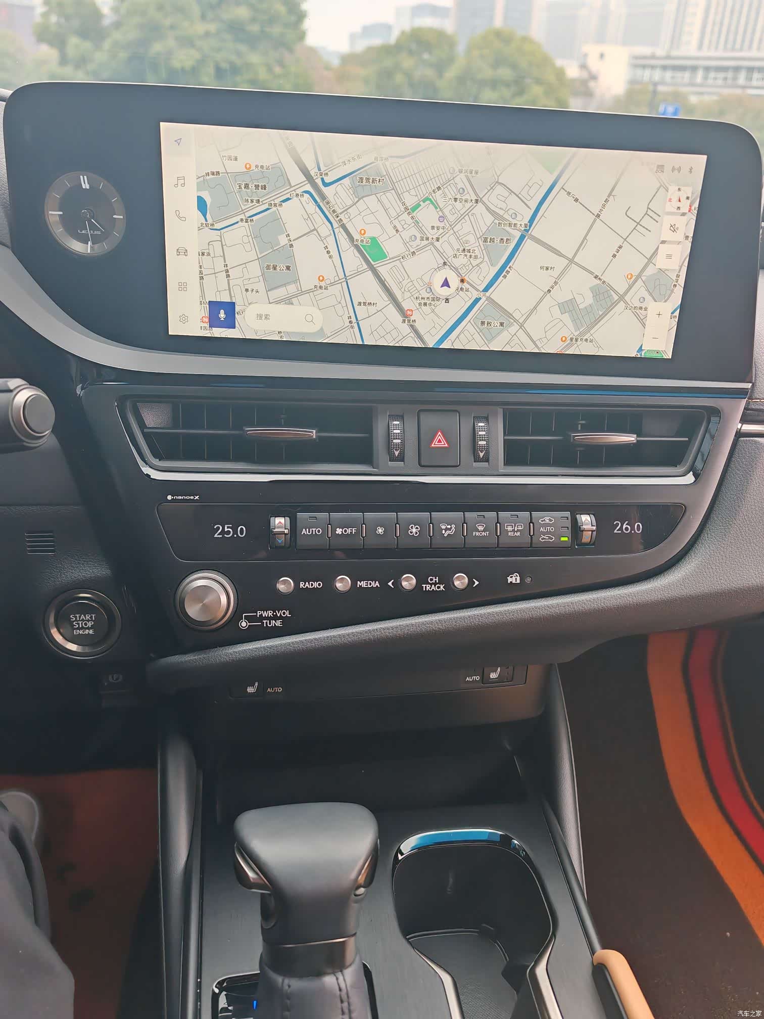 Lexus ES, 2023 17