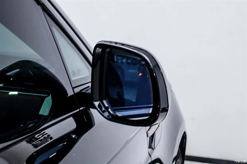 Land Rover Range Rover, 2024 25