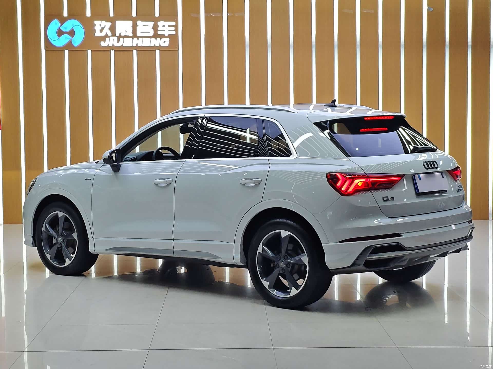 Audi Q3, 2020 6