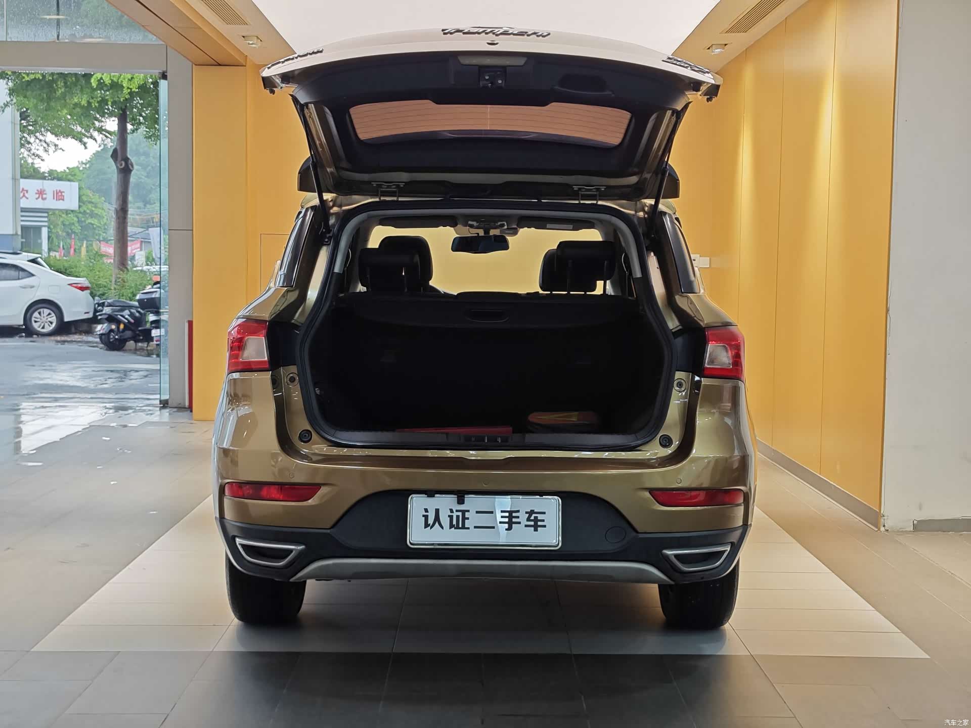 GAC GS4, 2015 26