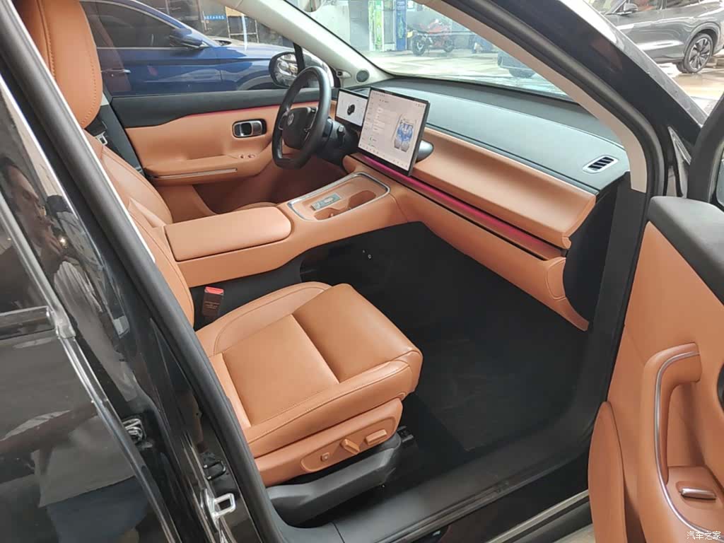 Leapmotor C16, 2025 25