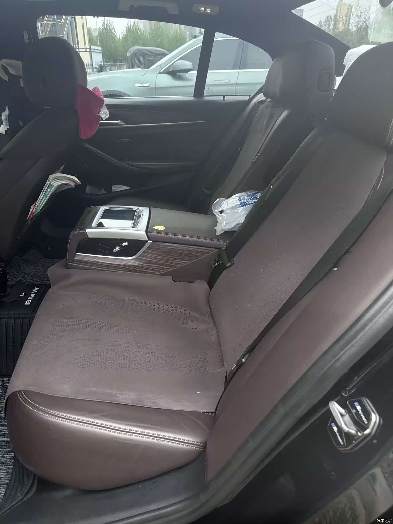 BMW 5 Series, 2018 все фото