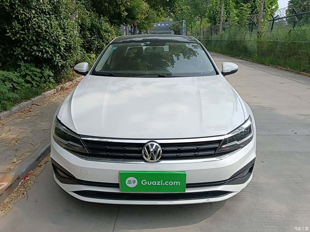 Volkswagen Lamando, 2020 3